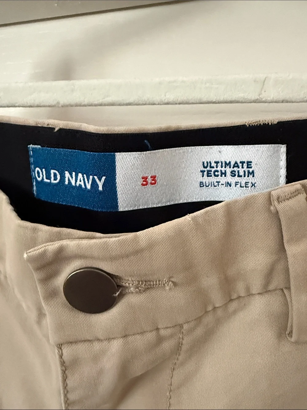 Old Navy Men's Khaki Flat-Front Performance Shorts